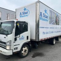 2015 Isuzu NRR Diesel Truck - Image 2