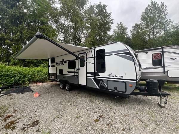 2023 Coachmen Apex Ultra Lite 245BHS - Image 8