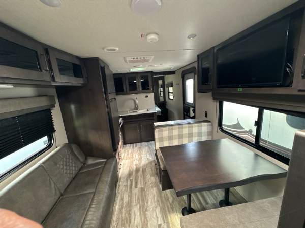 2021 Grand Design Transcend XPLOR 24BH - Image 11