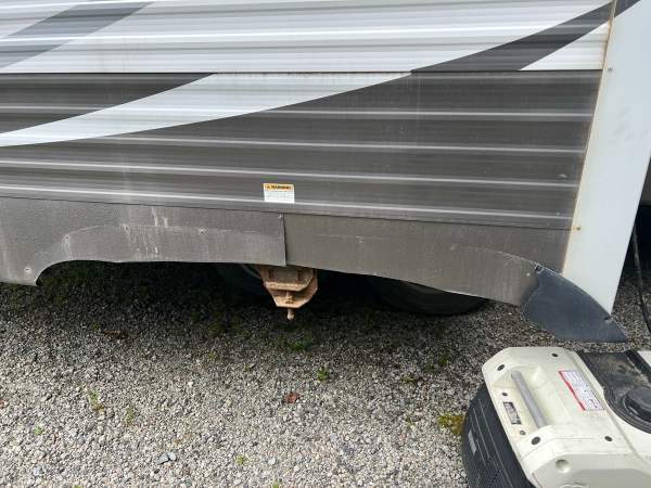 2016 Keystone Hideout 31BHDS - Image 28