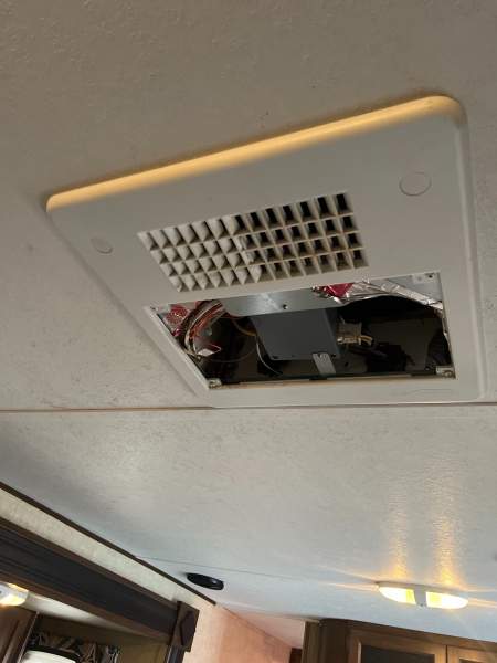 2016 Keystone Hideout 31BHDS - Image 24