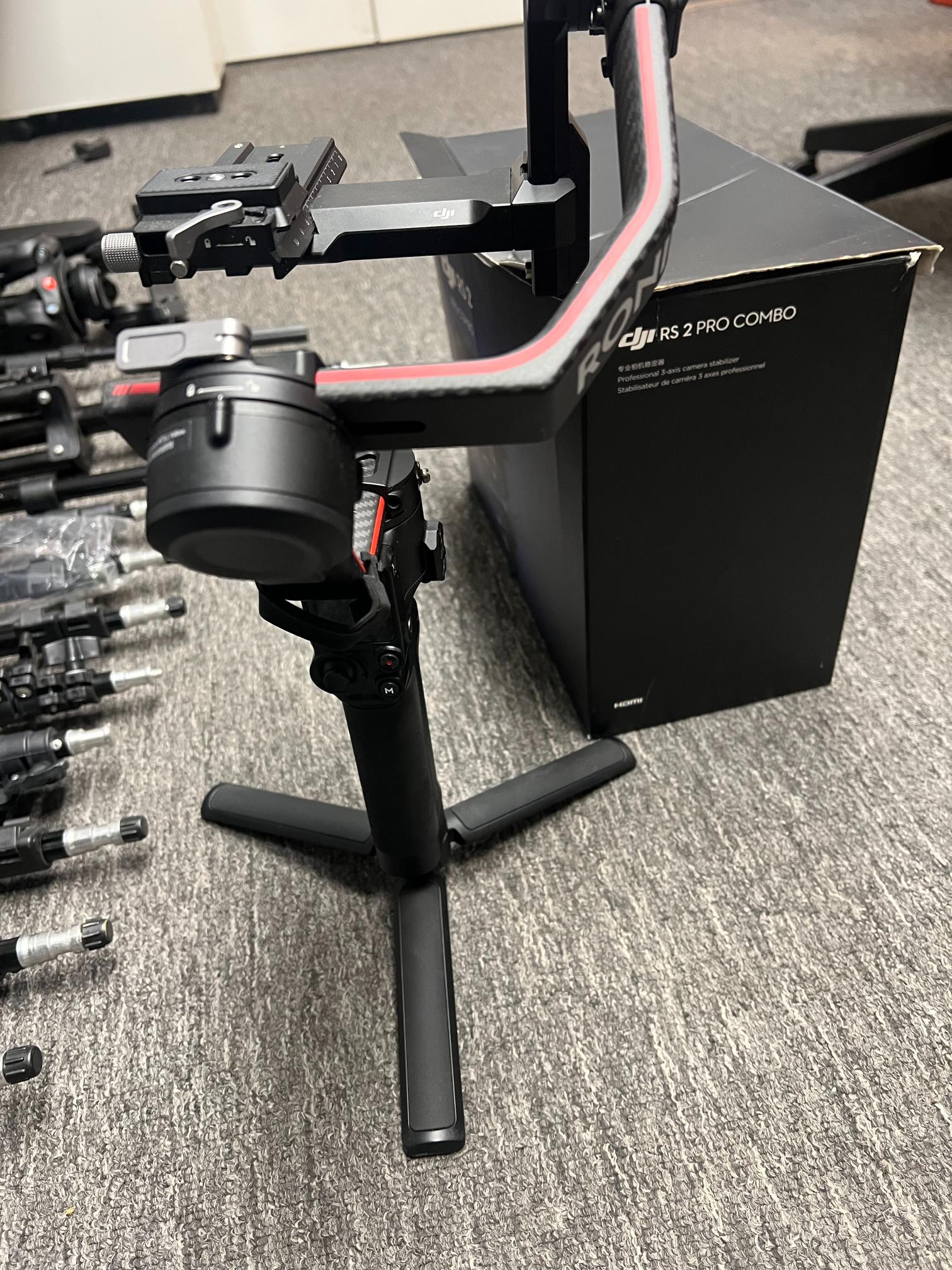 DJI RS 2 Pro Combo and Tripods - Image 10