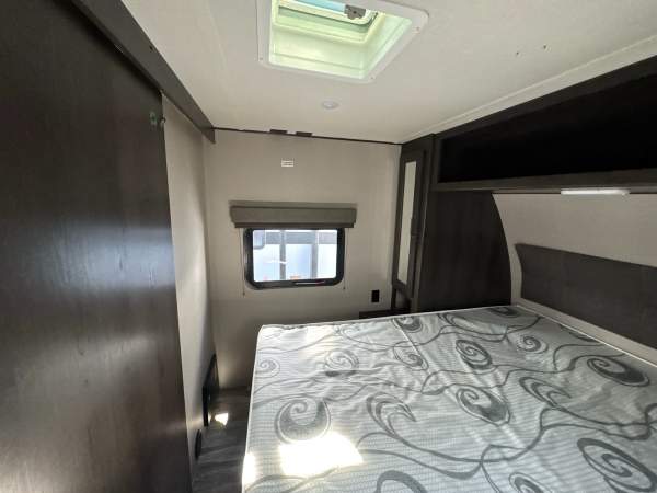 2021 Grand Design Transcend XPLOR 24BH - Image 13