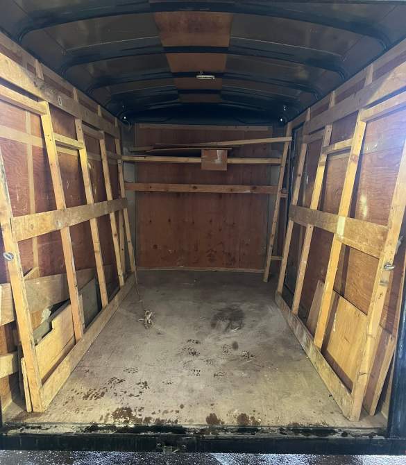 Enclosed Cargo Trailer - Image 9
