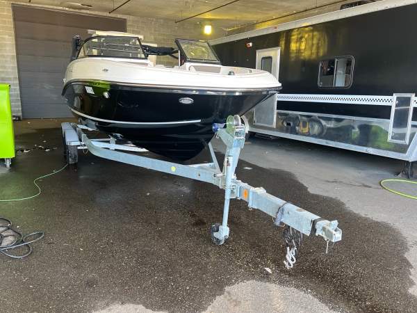 2018 Bayliner VR5