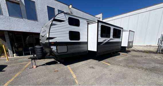 2024 Jayco JayFlight 380DQS - Image 3