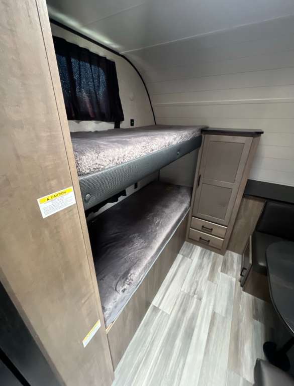 2024 Jayco JayFlight 380DQS - Image 12