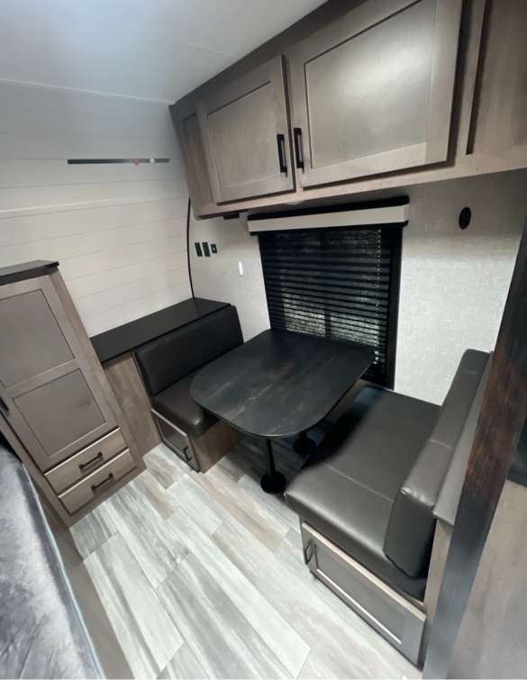 2024 Jayco JayFlight 380DQS - Image 11