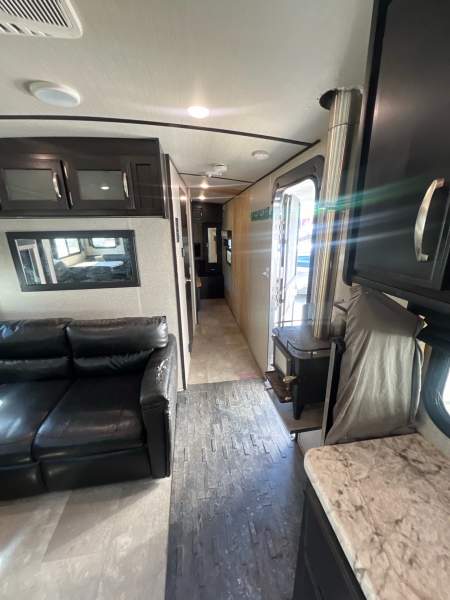 2019 Grand Design Imagine 2850MK - Image 14