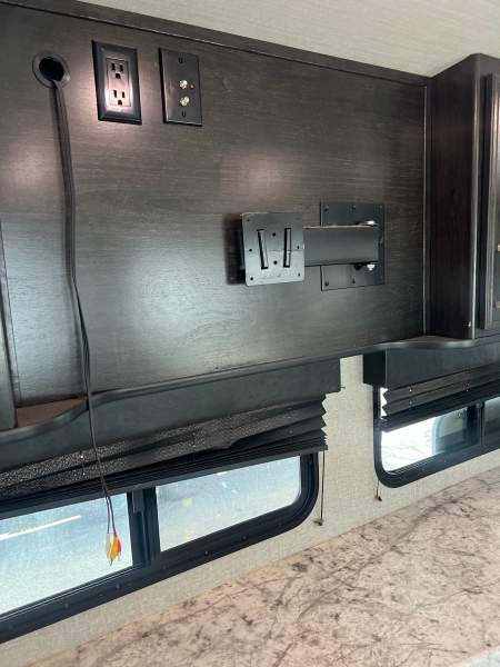 2019 Grand Design Imagine 2850MK - Image 15