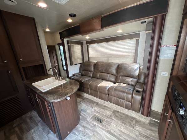 2015 Keystone Impact 312 - Image 12