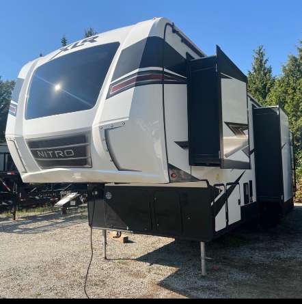 2021 Forest River XLR Nitro 35DK5 - Image 4