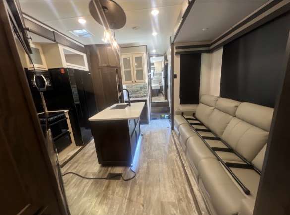 2021 Forest River XLR Nitro 35DK5 - Image 8