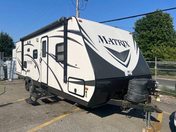 2016 Gulf Stream Matrix 26CRB