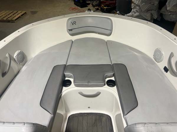 2022 Bayliner VR-4 - Image 15