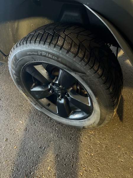 2022 Dodge RAM 1500 Classic Crew Cab 4WD - Image 21