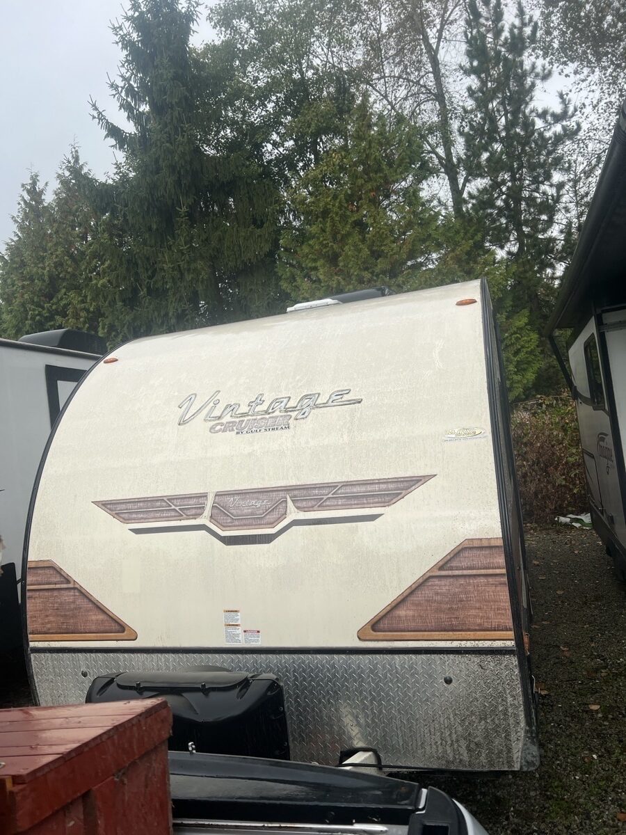 2018 Gulf Stream Vintage Cruiser 23BHS - Image 5