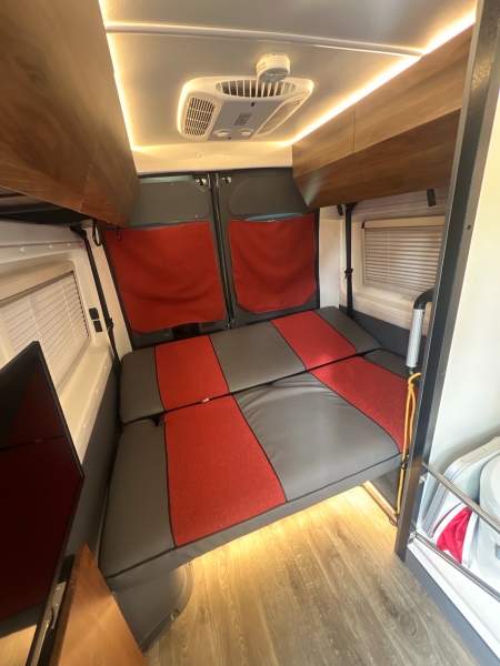 2023 Winnebago Roam - Image 13