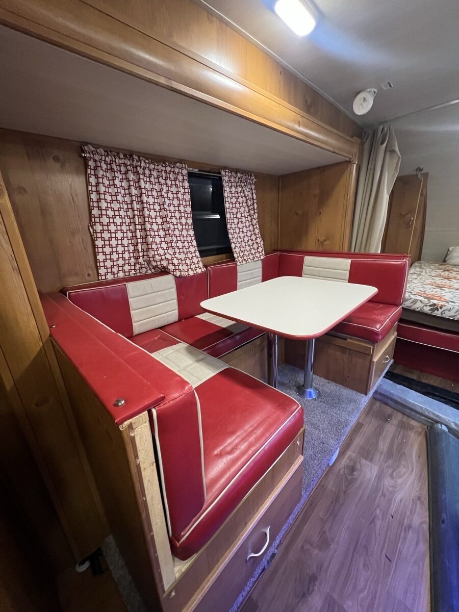 2018 Gulf Stream Vintage Cruiser 23BHS - Image 13