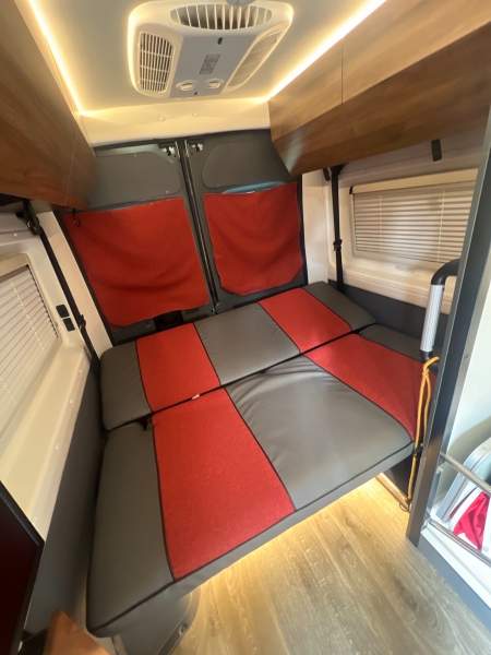 2023 Winnebago Roam - Image 15