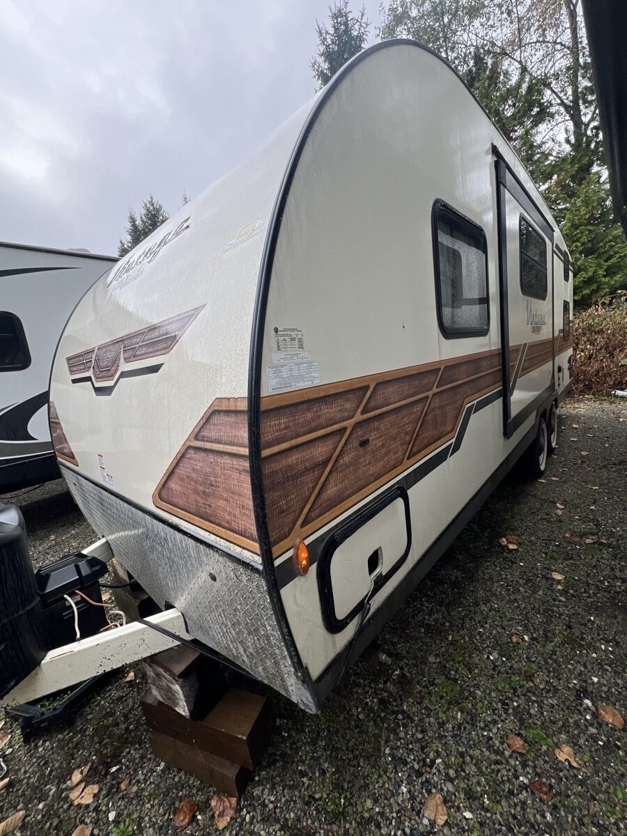 2018 Gulf Stream Vintage Cruiser 23BHS - Image 6