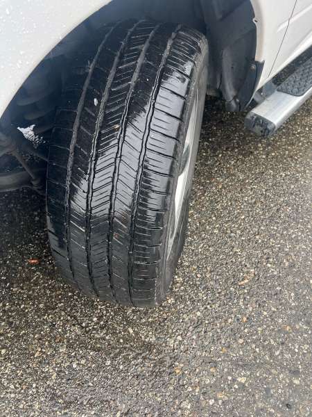 2017 Ram 1500 SLT CREW CAB - Image 22