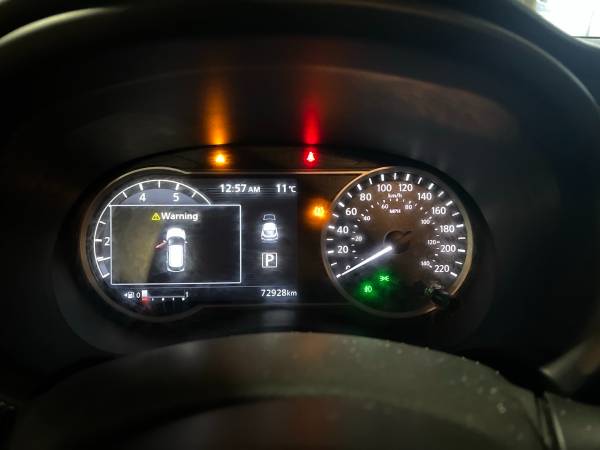 2018 Nissan Kicks SV - Image 9