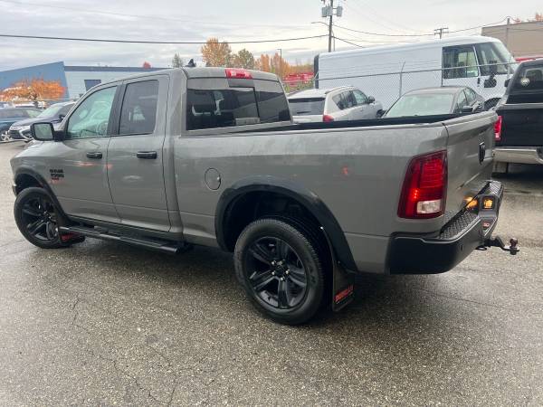 2022 RAM 1500 Classic SLT - Image 4