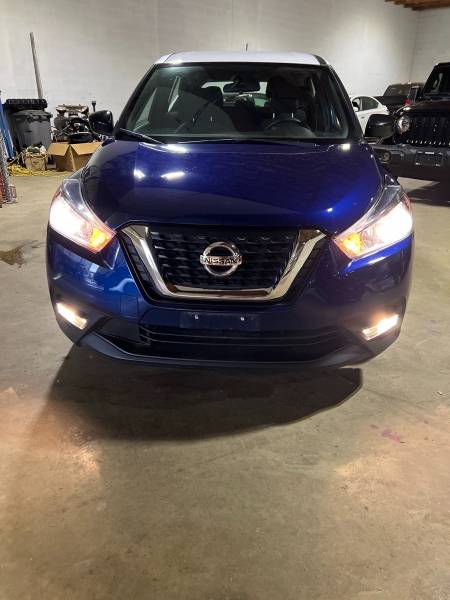 2018 Nissan Kicks SV - Image 3