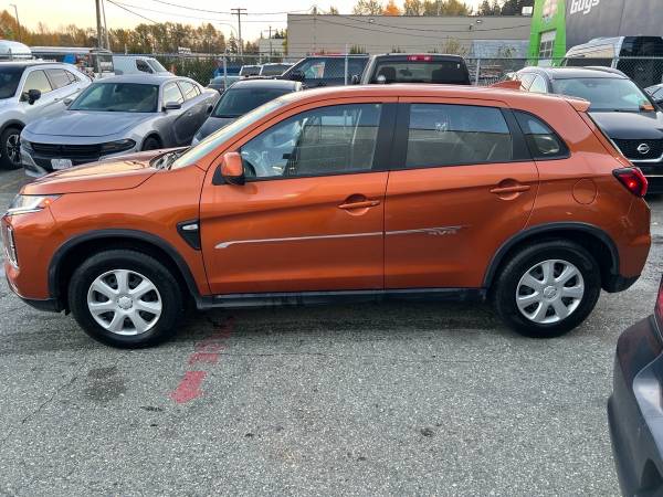 2020 Mitsubishi RVR SE 4WD - Image 3