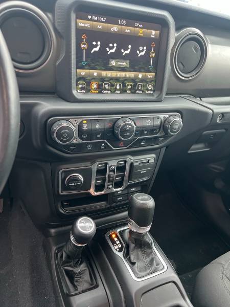 2023 Jeep Wrangler Unlimited Sport - Image 9