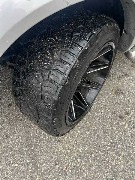 2017  Ram 1500 Tradesman Crew - Image 25