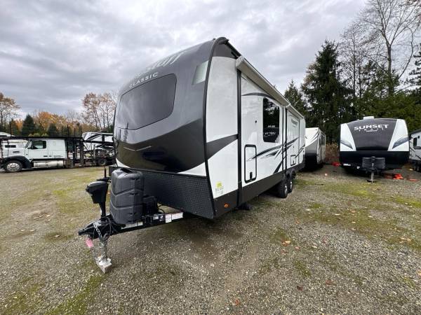 2022 Forest River Flagstaff 826MBR