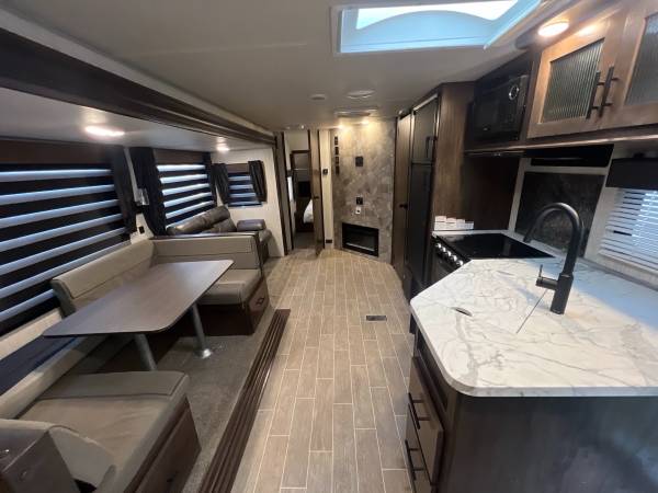 2020 Forest River Cherokee 264DBH - Image 7