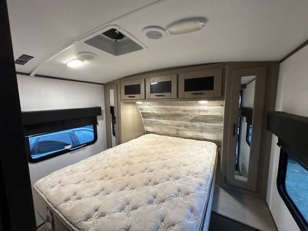 2022 Heartland Sundance 265BH - Image 12