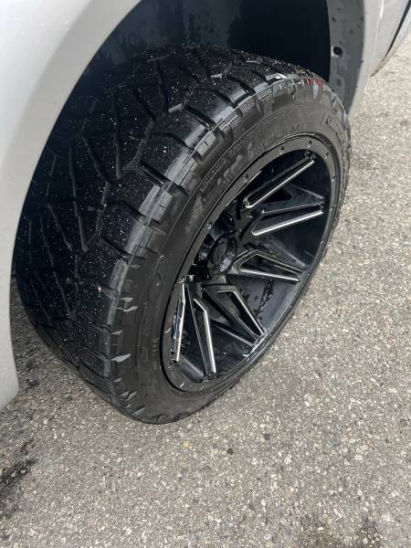 2017  Ram 1500 Tradesman Crew - Image 26