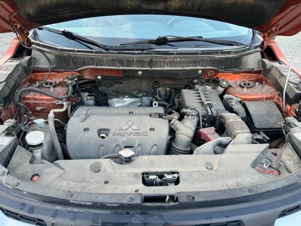 2020 Mitsubishi RVR SE 4WD - Image 15