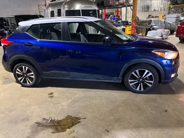 2018 Nissan Kicks SV - Image 8