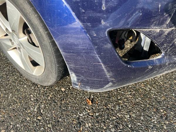 2013 Hyundai Elantra Limited - Image 15