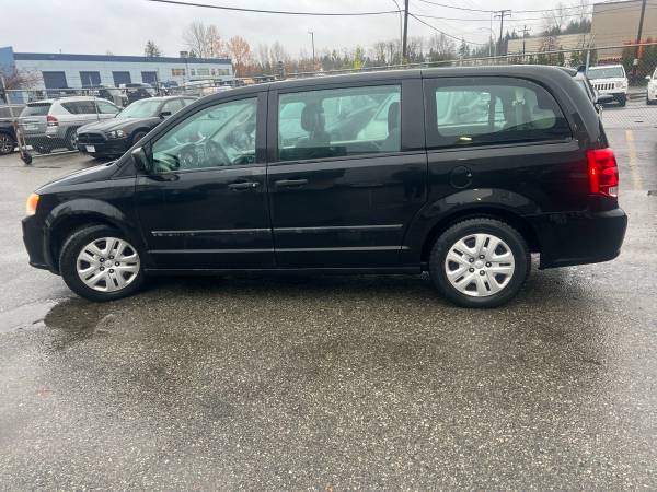 2014 Dodge Caravan SE - Image 3