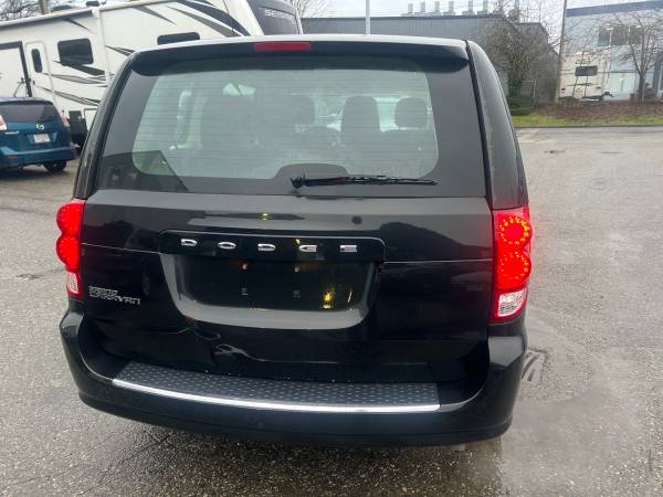 2014 Dodge Caravan SE - Image 5