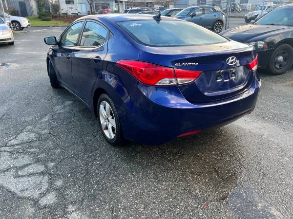 2013 Hyundai Elantra Limited - Image 4