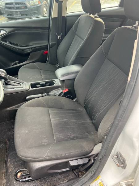 2016 Ford Focus SE - Image 15