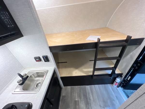 2022 Braxton Creek Bushwacker 17B - Image 9