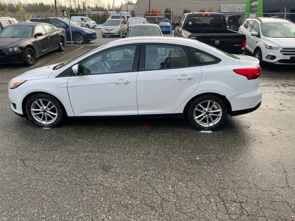 2016 Ford Focus SE - Image 8