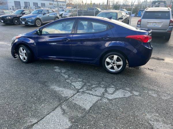 2013 Hyundai Elantra Limited - Image 3