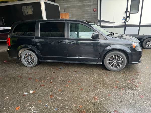 2018 Dodge Caravan GT - Image 6