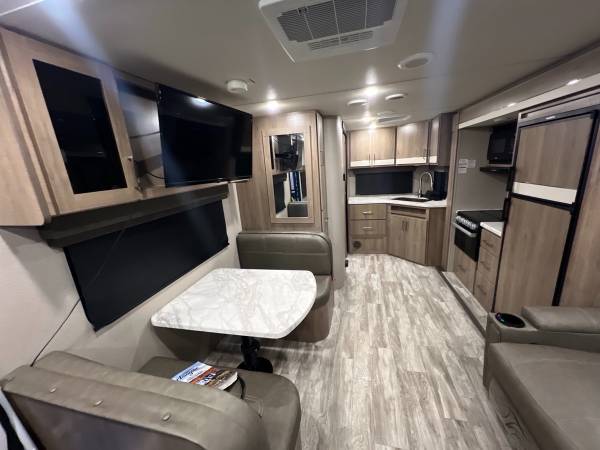 2022 Grand Design Imagine 22MLE - Image 8