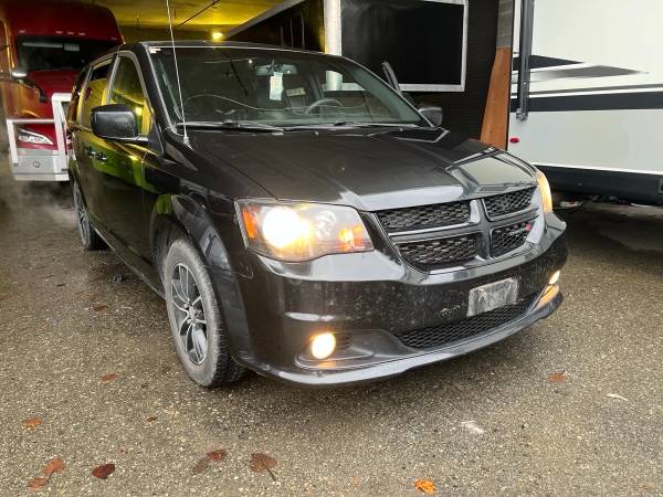 2018 Dodge Caravan GT - Image 2