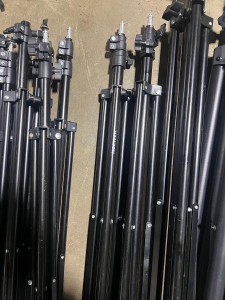 Neewer Photo Studio Light Stands - Image 5